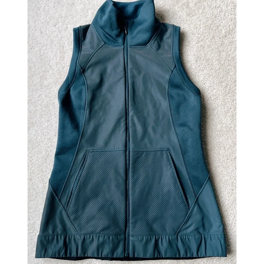 $178 NEW Lululemon Let's Get Visible Vest Size 6